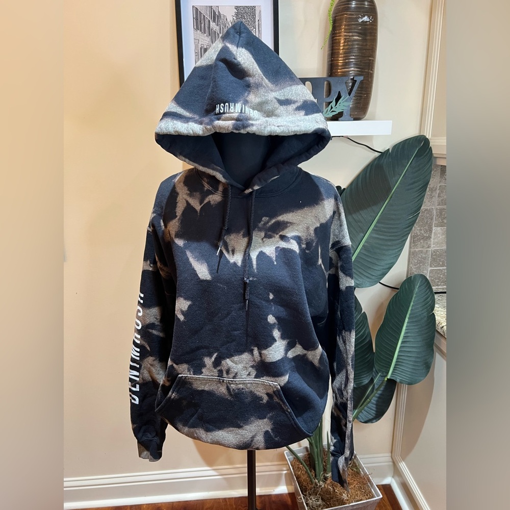 DenimRush Black and Tan TyeDye Graphic Hoodie